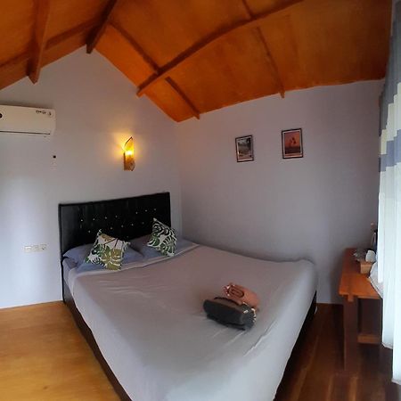 Poetri Bungalow & Restaurant Senaru Esterno foto