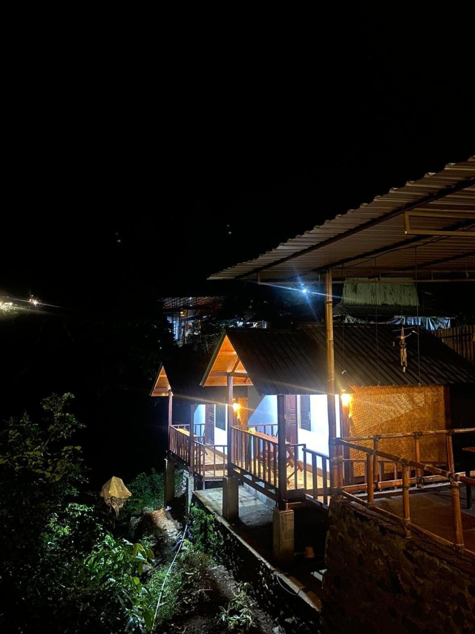 Poetri Bungalow & Restaurant Senaru Esterno foto